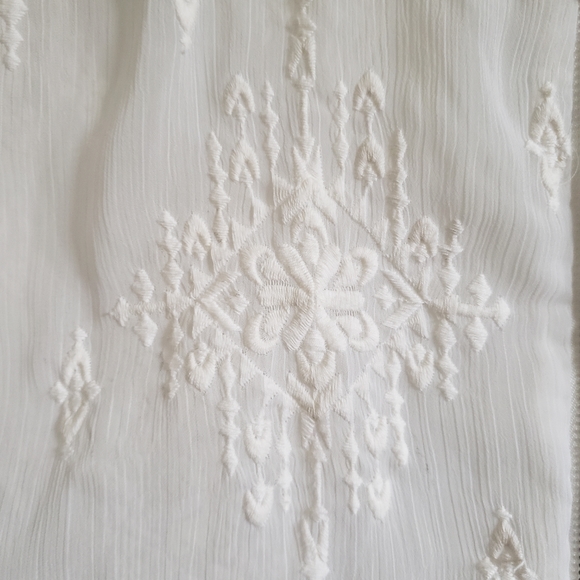 Ivory Chiffon Detailed Zipup - Picture 2 of 3